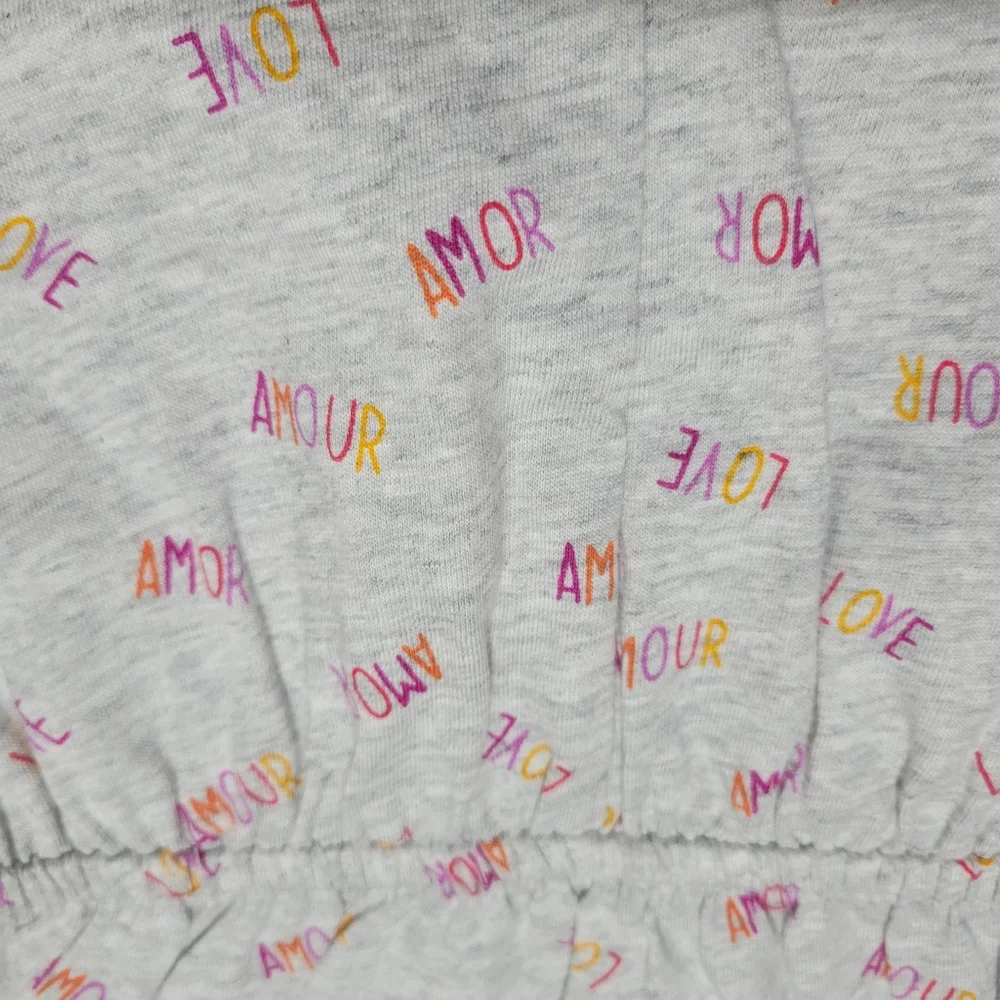 New Old Navy Baby Love Amour Long Sleeve One Piece Outfit Size 3-6M